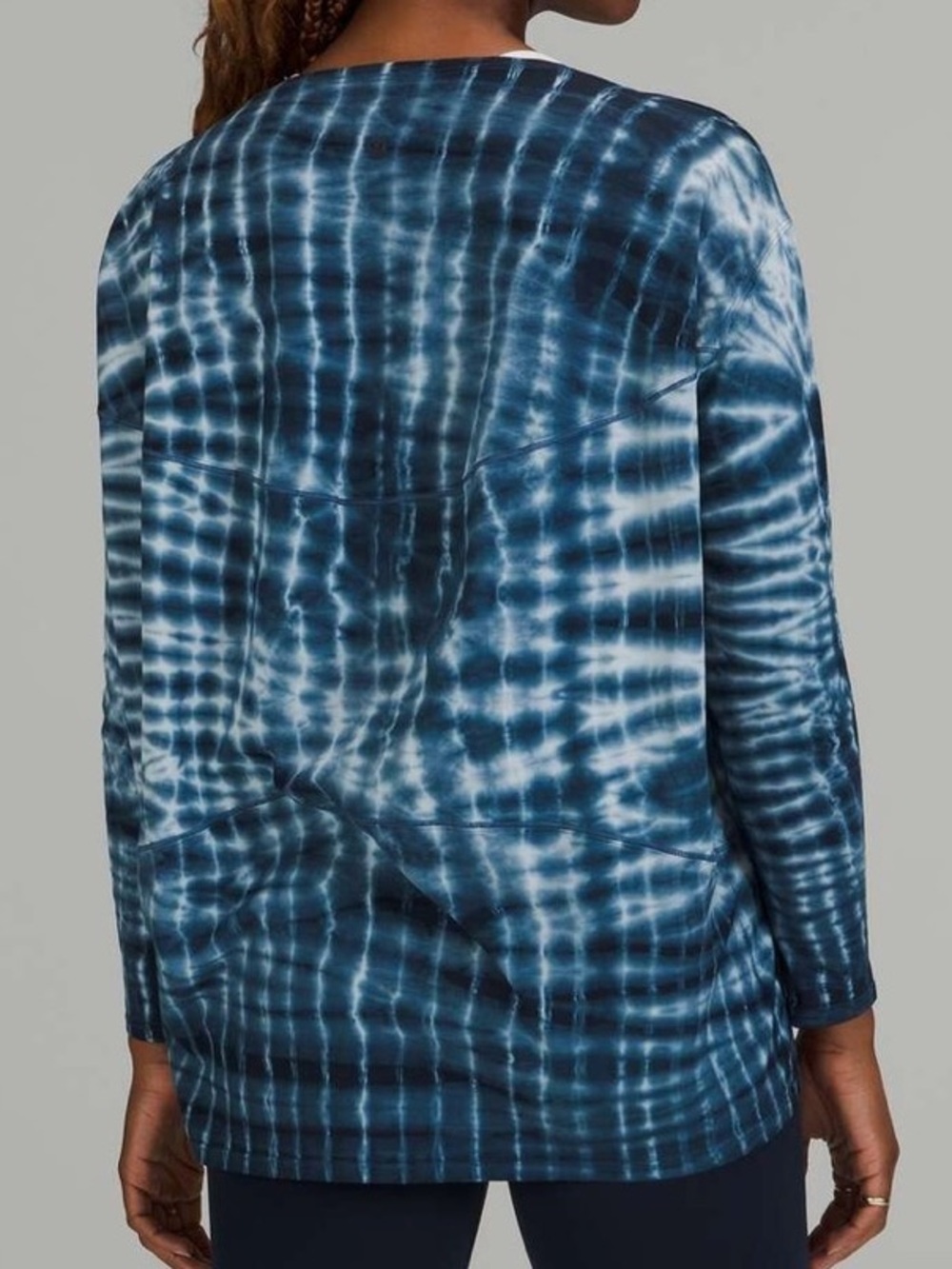 New Lululemon oversized lightweight tie dye top
New without tags